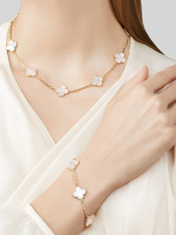 COLLIER VINTAGE ALHAMBRA 10 TRÈFLES – BLANC